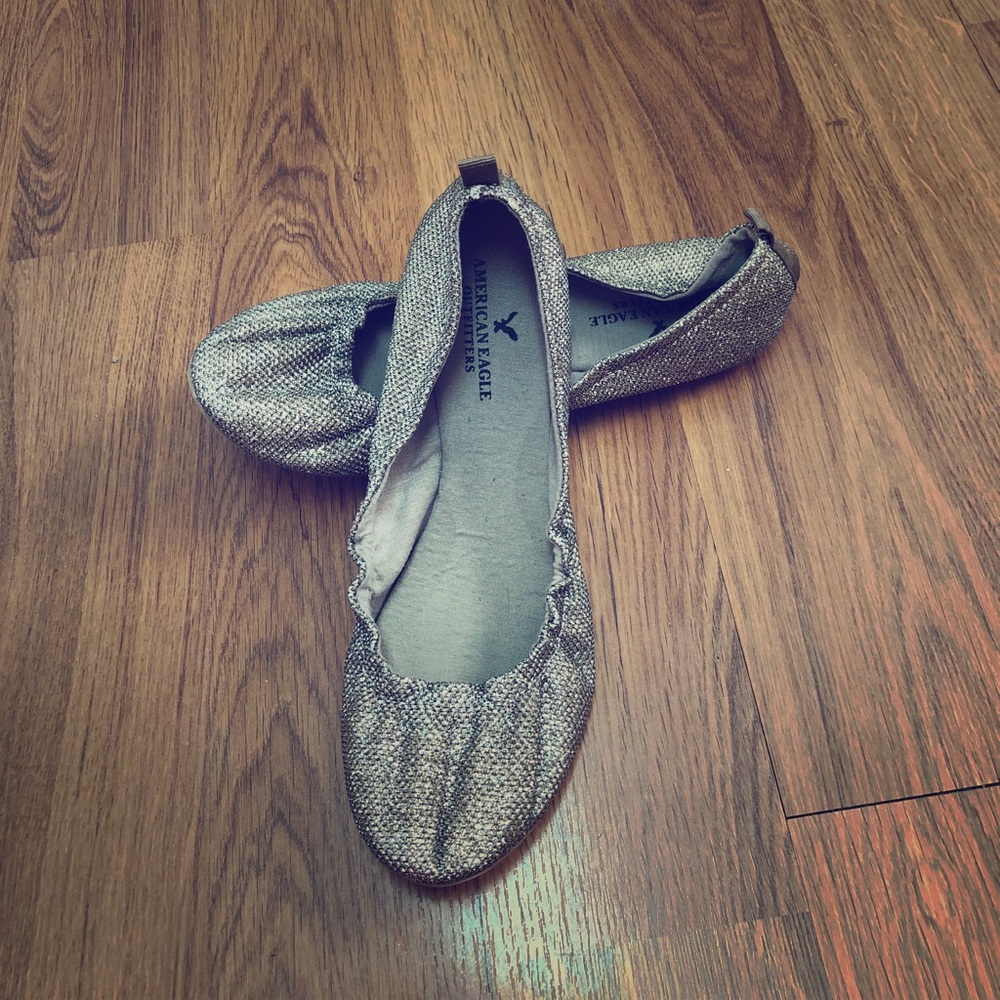 Women’s American Eagle Outfitters flats size 8